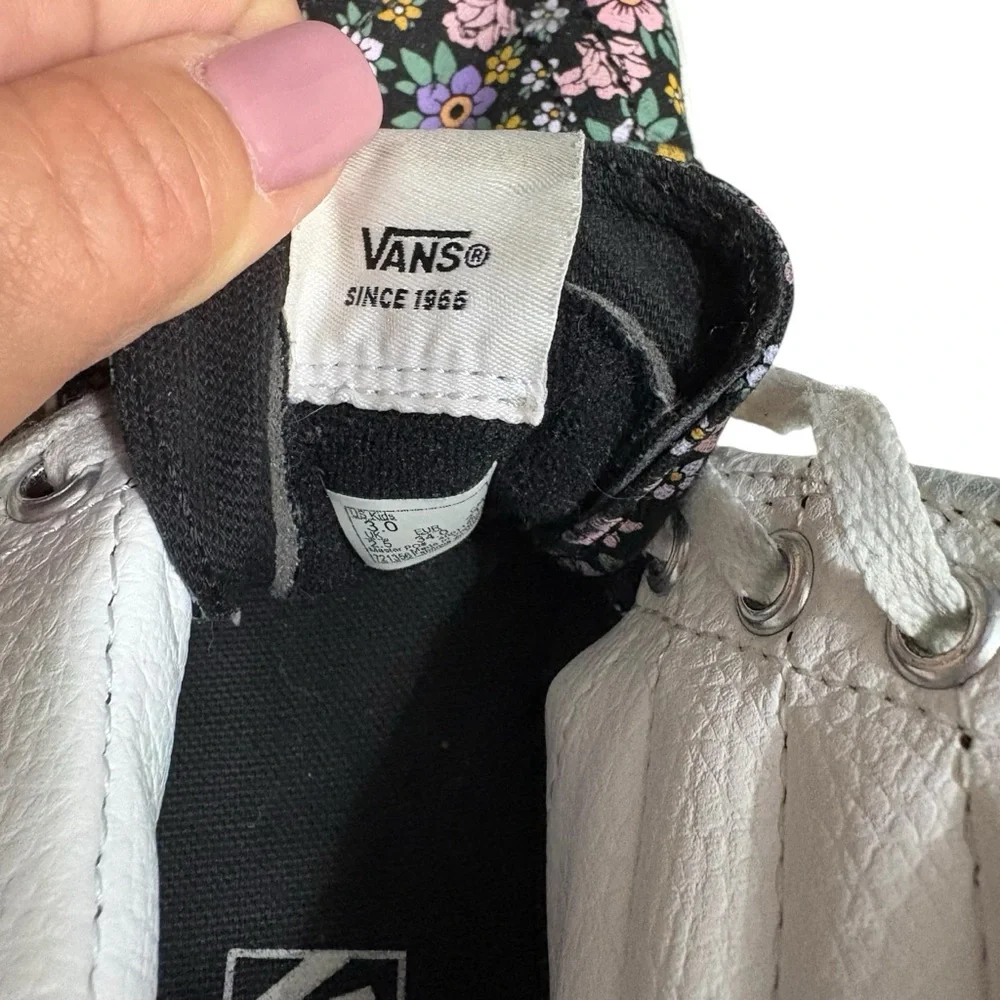 VANS Floral High-Top Sneakers Zip Back Size 3